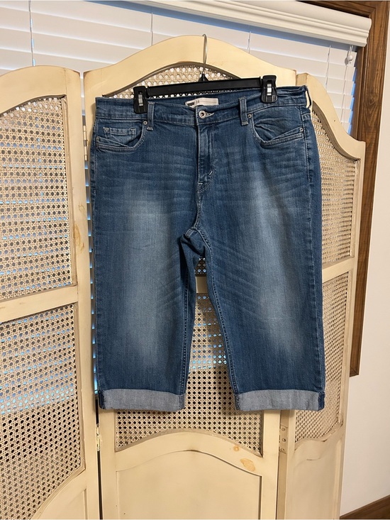 Levi's Denim - Levi's womensMedium Blue Denim Knee-Length Jeans Shorts